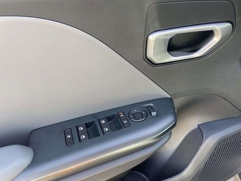New 2026 Kia K4 FWD image 12
