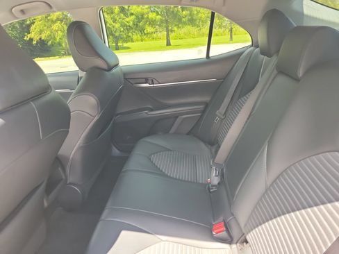 Certified 2022 Toyota Camry SE FWD image 24