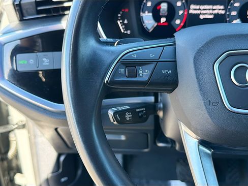 Used 2023 Audi Q3 2.0T Premium Plus w/ Premium Plus Package image 37