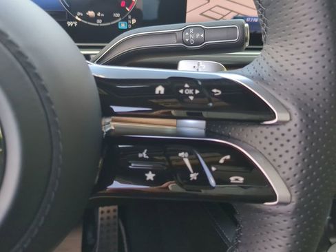 Used 2025 Mercedes-Benz GLE 450e 4MATIC image 14