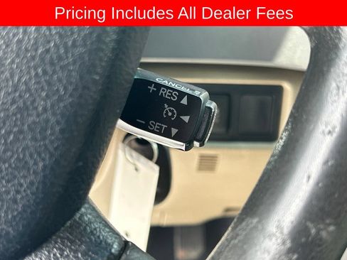 Used 2012 Toyota Tundra 4x4 Double Cab w/ Tow Pkg image 7