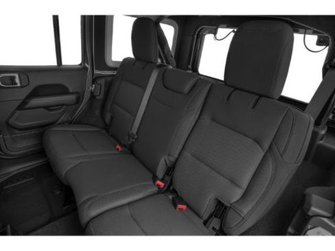 Used 2019 Jeep Wrangler Unlimited Sahara w/ Dual Top Group AWD/4WD image 16