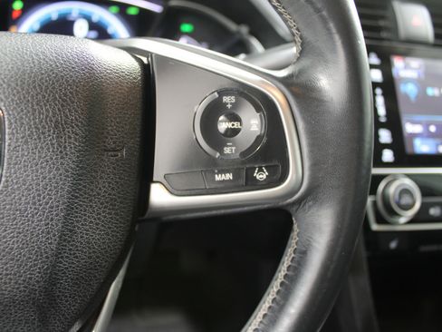 Used 2017 Honda Civic Touring image 11