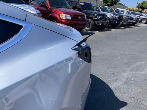 Used 2018 Tesla Model 3 Long Range AWD/4WD image 16