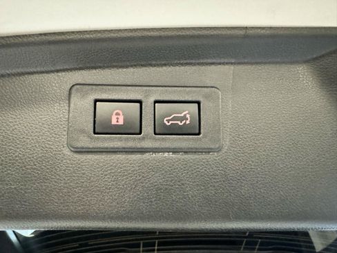 Used 2022 Subaru Outback Limited AWD/4WD image 29