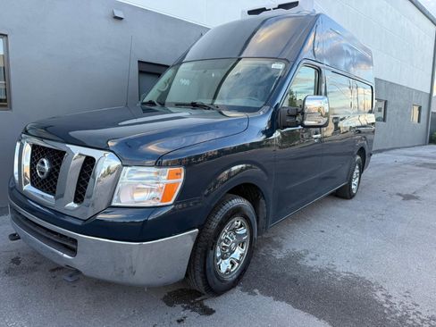 Used 2017 Nissan NV 3500 SL image 9