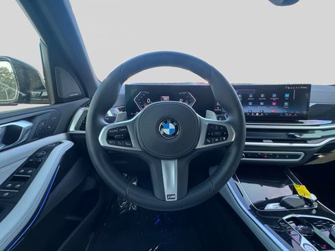 Used 2026 BMW X5 xDrive40i w/ Executive Package AWD/4WD image 11
