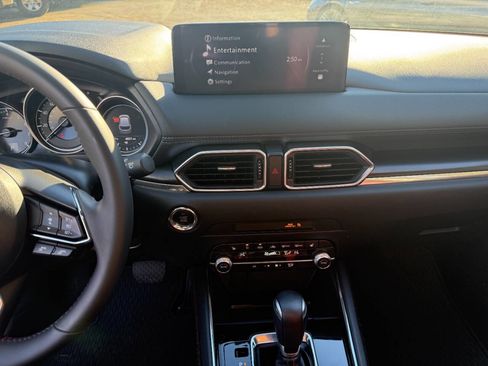Used 2025 MAZDA CX-5 Carbon Edition image 26