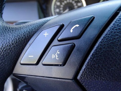 Used 2007 BMW 530xi Wagon image 60