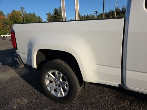 Used 2019 Chevrolet Colorado W/T image 30