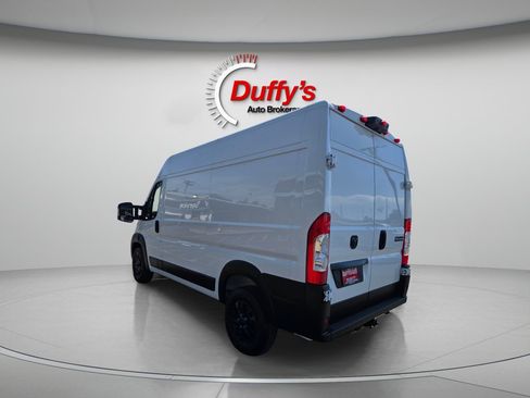 Used 2023 RAM ProMaster 2500 w/ Driver Convenience Group FWD image 19