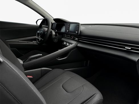 New 2025 Hyundai Elantra SE image 15