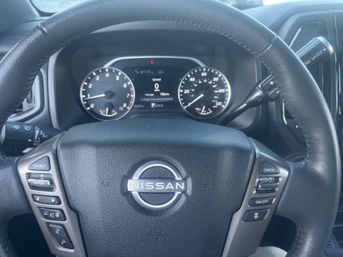 Used 2024 Nissan Titan SV w/ SV Bronze Edition Package RWD image 17