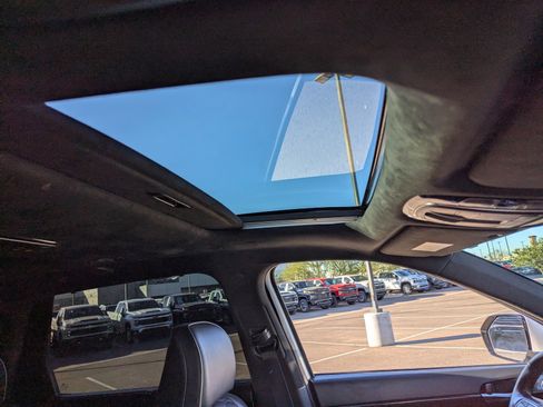 Used 2020 Hyundai Palisade Limited image 12