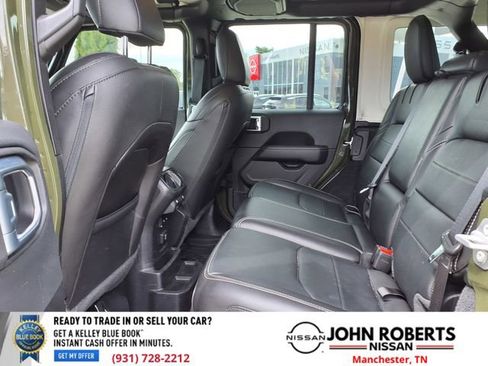 Used 2023 Jeep Wrangler Unlimited Sahara image 10