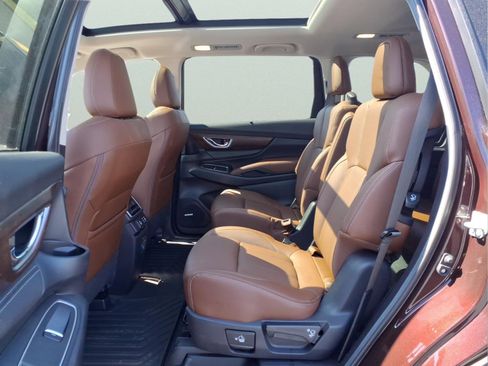 Certified 2025 Subaru Ascent Touring w/ Popular Package #1 AWD/4WD image 5