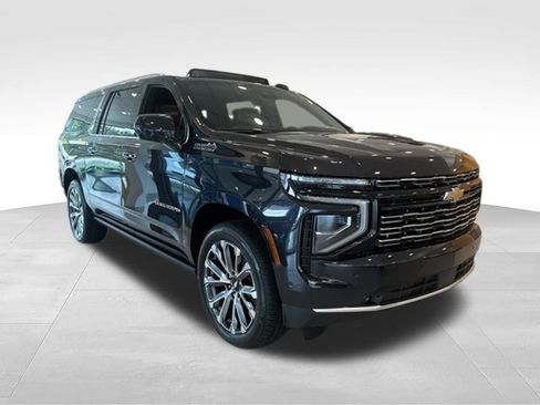 New 2026 Chevrolet Suburban High Country AWD/4WD image 7