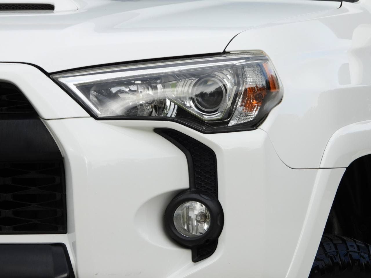 Used 2018 Toyota 4Runner TRD Pro AWD/4WD image 4