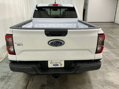 New 2026 Ford Ranger Lariat w/ FX4 Off-Road Package AWD/4WD image 4