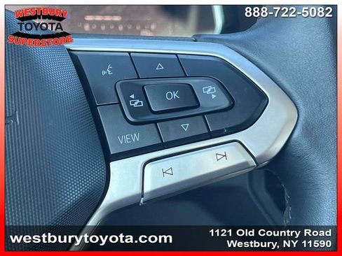 Used 2022 Volkswagen Jetta SE FWD image 26