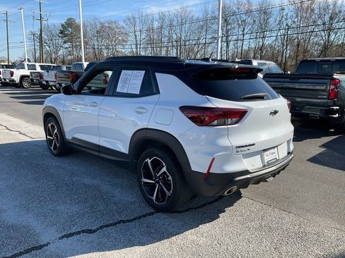 Used 2023 Chevrolet TrailBlazer RS w/ Sun and Liftgate Package image 22