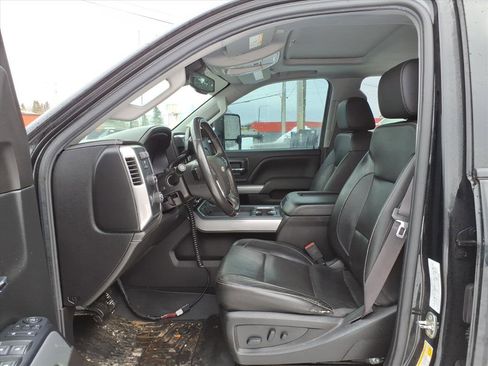 Used 2017 Chevrolet Silverado 2500 LTZ image 10