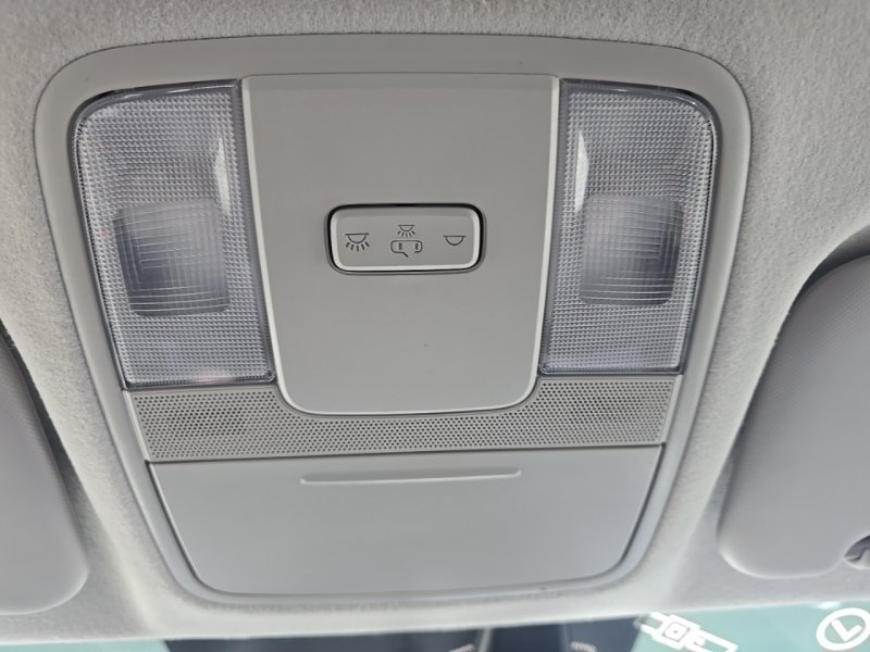 Used 2023 Kia Forte LXS w/ LXS Technology Package FWD image 20