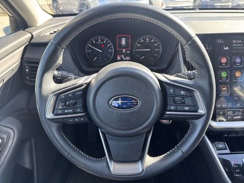 Used 2023 Subaru Outback Premium image 12