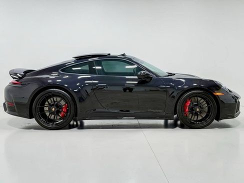 Used 2026 Porsche 911 Carrera GTS w/ Premium Package RWD image 17