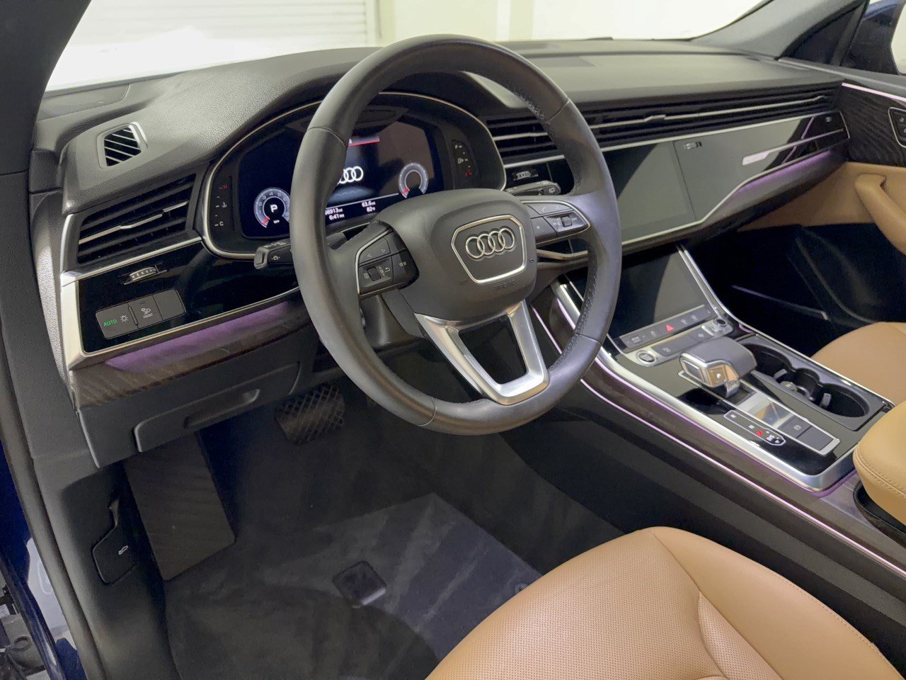 Used 2022 Audi Q8 Premium Plus AWD/4WD image 4