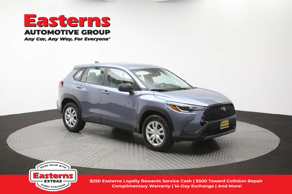 Used 2025 Toyota Corolla Cross L FWD image 48