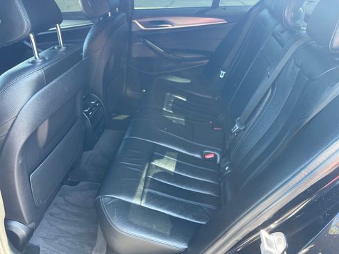 Used 2017 BMW 530i RWD image 12