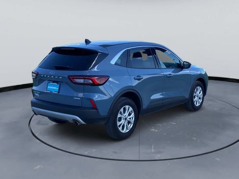 Used 2024 Ford Escape Active w/ Tech Pack #1 AWD/4WD image 5