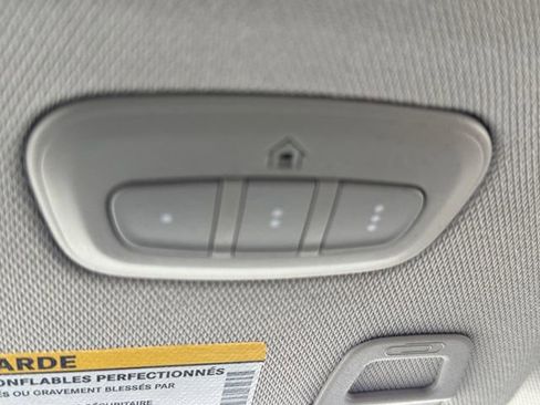 Certified 2023 Jeep Grand Cherokee Limited w/ Black Appearance Package image 17