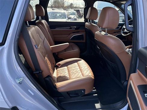 Used 2024 Kia Telluride EX X-Line image 11