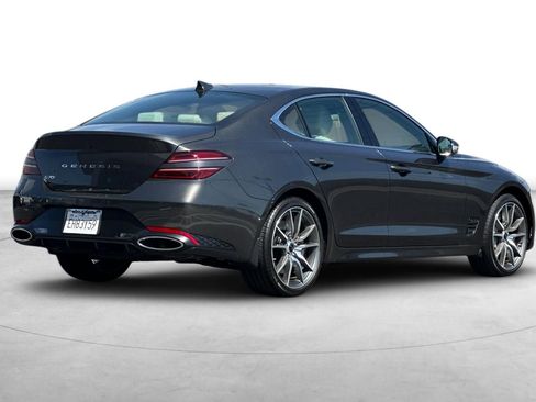 Used 2026 Genesis G70 2.5T RWD image 7