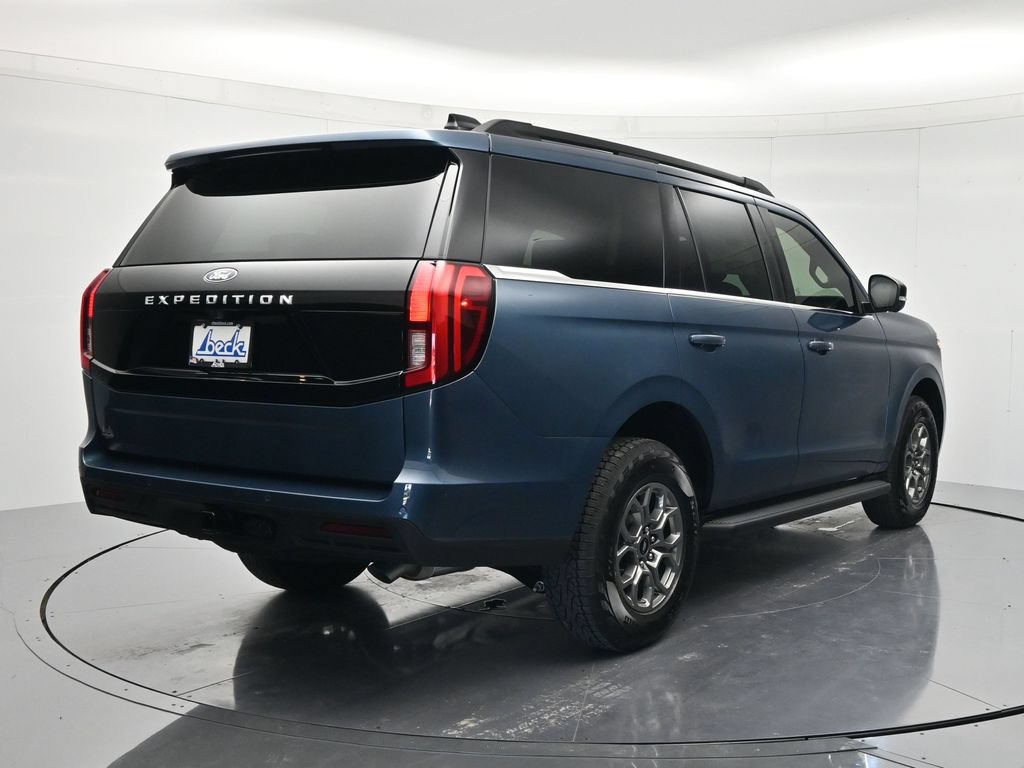 New 2027 Ford Expedition Active RWD image 5