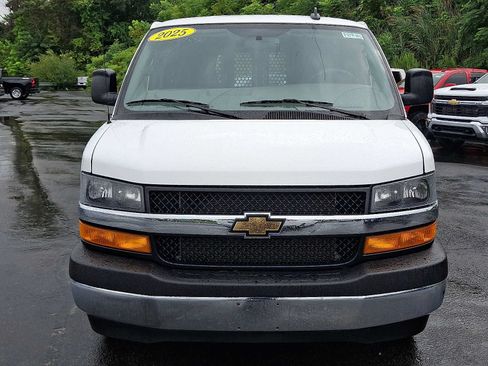 Used 2025 Chevrolet Express 2500 w/ Driver Convenience Package RWD image 2
