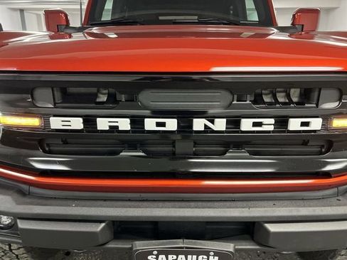 Used 2023 Ford Bronco Outer Banks image 29