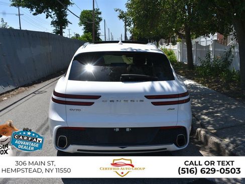 Used 2022 Genesis GV70 2.5T AWD/4WD image 7