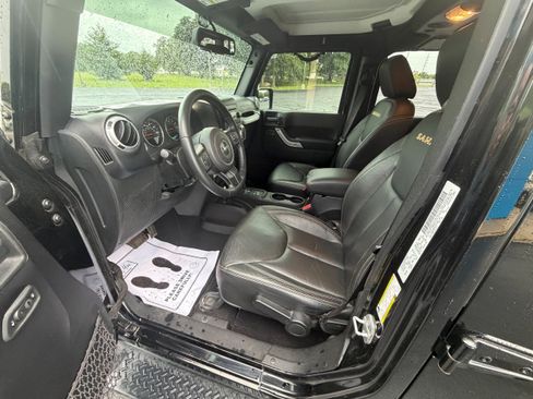 Used 2015 Jeep Wrangler Unlimited Sahara w/ Trailer Tow Group AWD/4WD image 18
