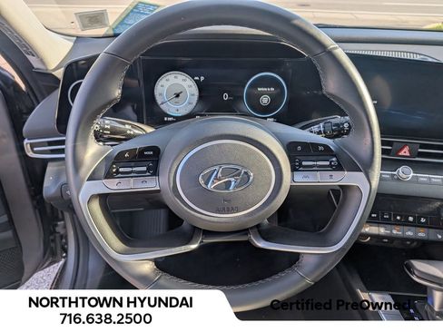Certified 2023 Hyundai Elantra SEL w/ Convenience Package FWD image 8