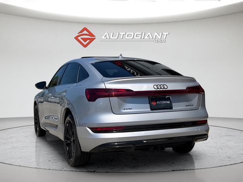 Used 2021 Audi e-tron Premium Plus w/ Premium Plus Package AWD/4WD image 13