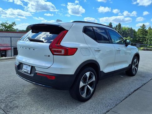 Used 2023 Volvo XC40 B5 Plus w/ Driver Assist Package AWD/4WD image 5