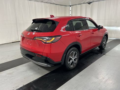Used 2025 Honda HR-V EX-L image 2