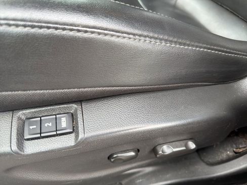 Used 2020 Buick Encore Essence image 14