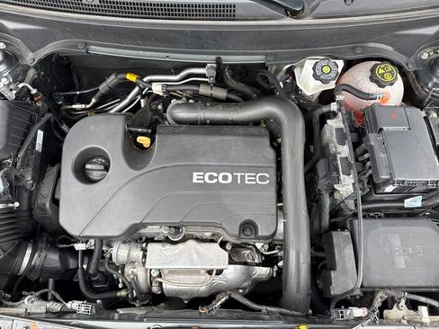 Used 2021 GMC Terrain SLT w/ Infotainment Package II image 18