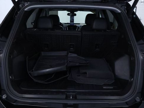 Used 2022 Chevrolet Equinox Premier AWD/4WD image 18