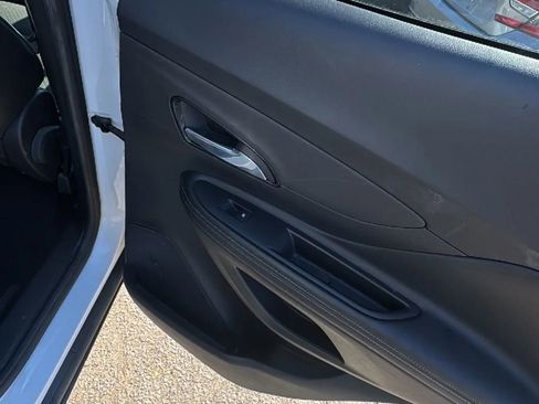 Used 2018 Buick Encore Preferred image 17