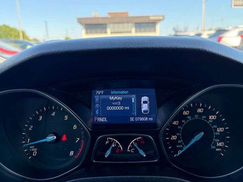 Used 2014 Ford Focus SE FWD image 18